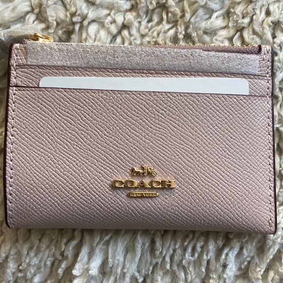 NWT Mauve Coach Mini Wallet with Keychain, still in packaging - Picture 1 of 6